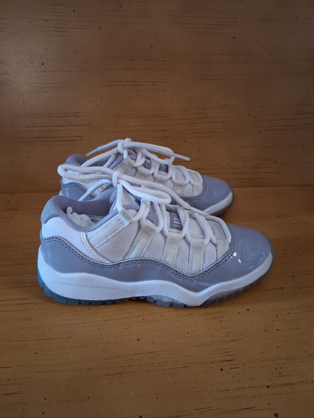 Jordan Retro 11 Kids Low-Top Sneakers in White and Light Gray